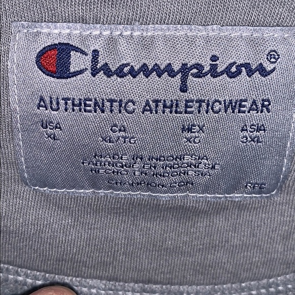 New 🔥 Champion SweatShirt XL - Picture 3 of 6